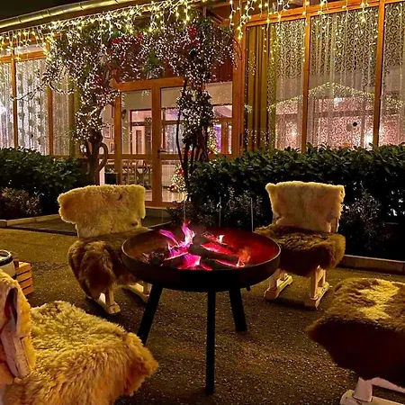 Hotel семеен и ресторант райски залив